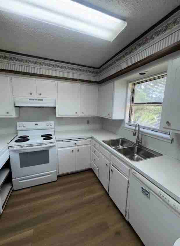 5513 16th St - Photo 5 of 19