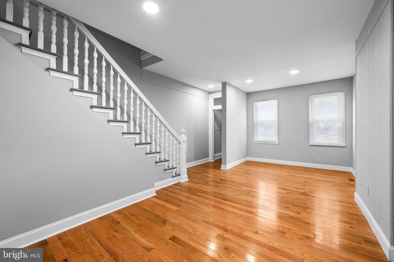 1011 W 5th St - Photo 6 of 22