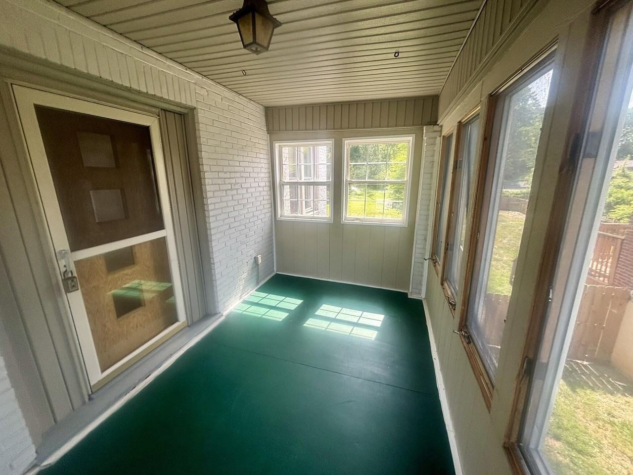 2411 Guilford Ave Sw - Photo 3 of 15