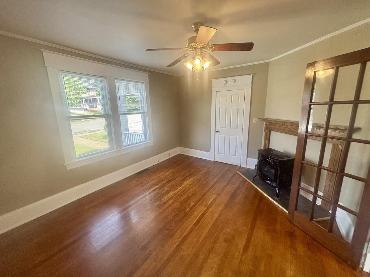 2411 Guilford Ave Sw - Photo 5 of 15