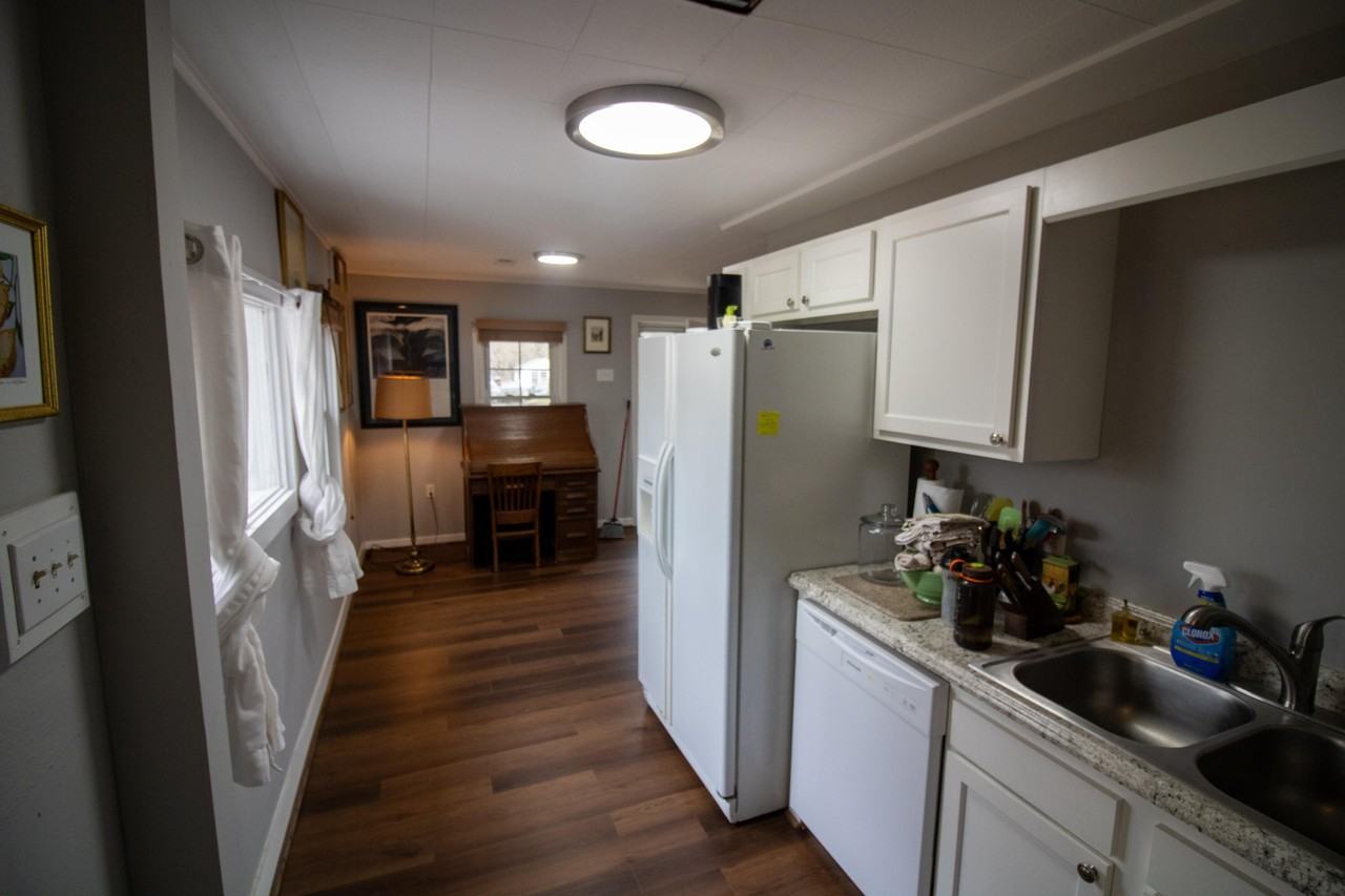 3332 Mount Pleasant Blvd - Photo 4 of 12