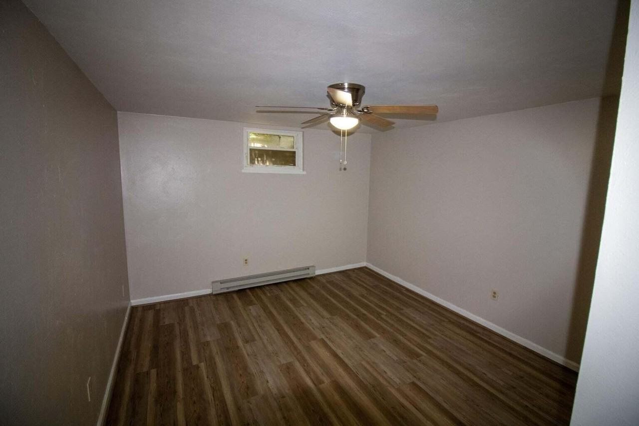 341 Cedar Ave - Photo 5 of 7