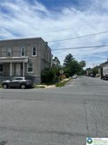 431 Maple St - Photo 1 of 1