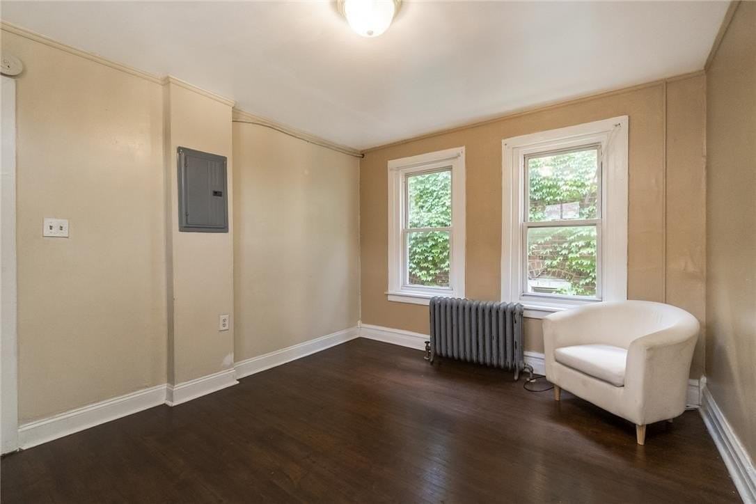 421 N 6th St #2 - Photo 4 of 22