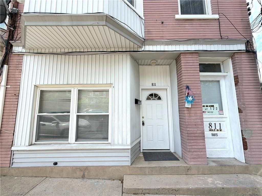 811 Itaska St #1stFL - Photo 2 of 15