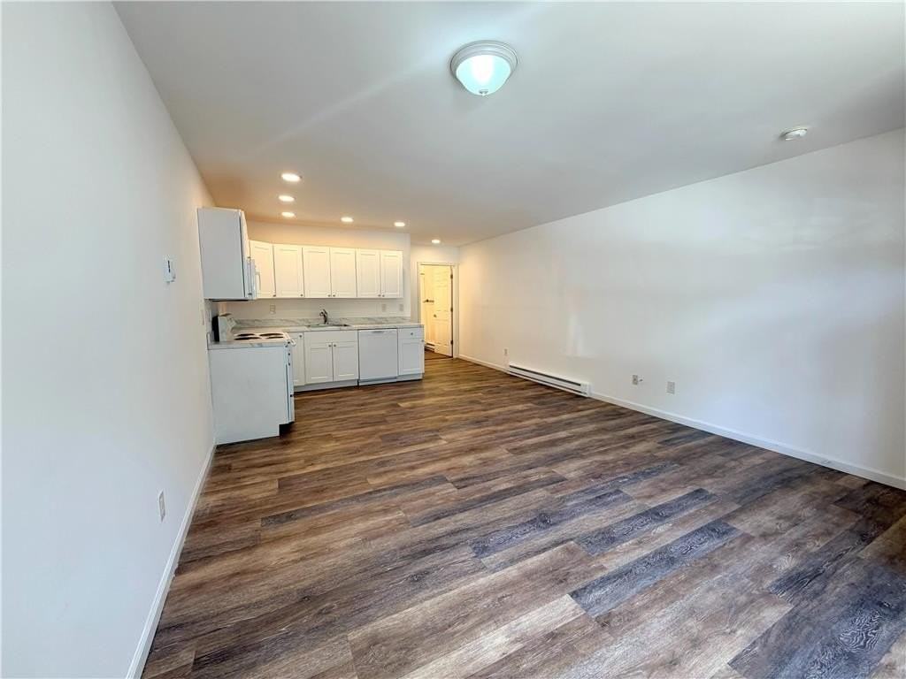 811 Itaska St #1stFL - Photo 5 of 15