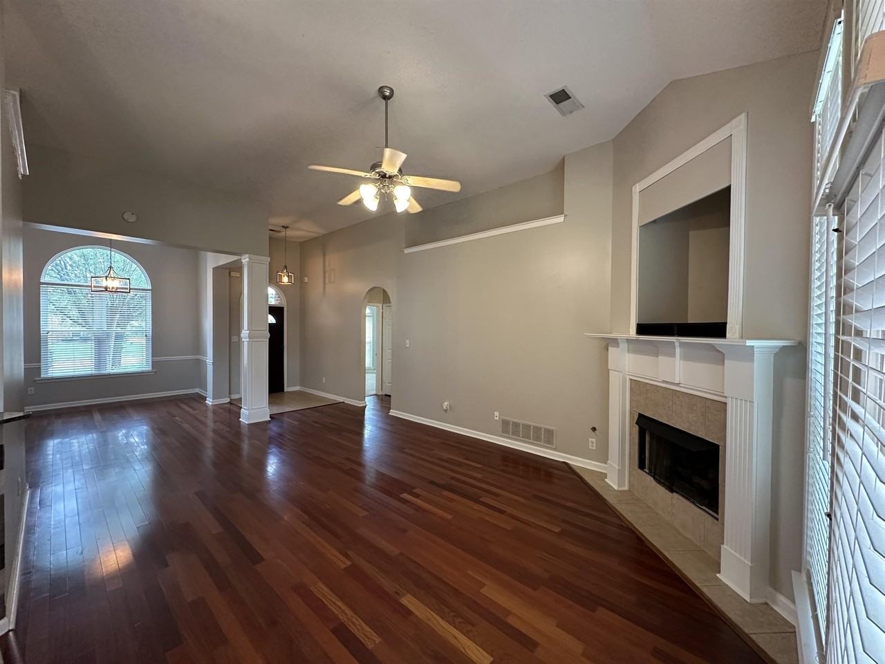 12321 Afton Pl - Photo 5 of 22