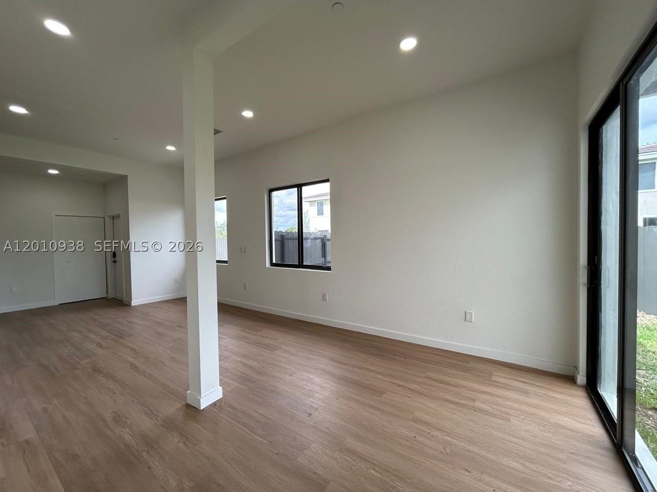 19444 Sw 125th Ave #0 - Photo 5 of 23