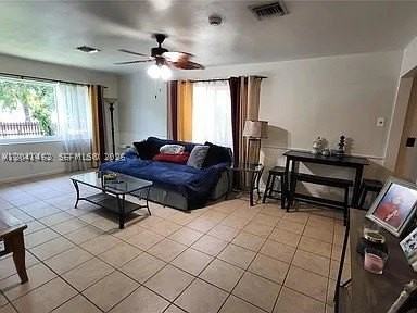 124 Nw 6th Ave - Photo 6 of 25