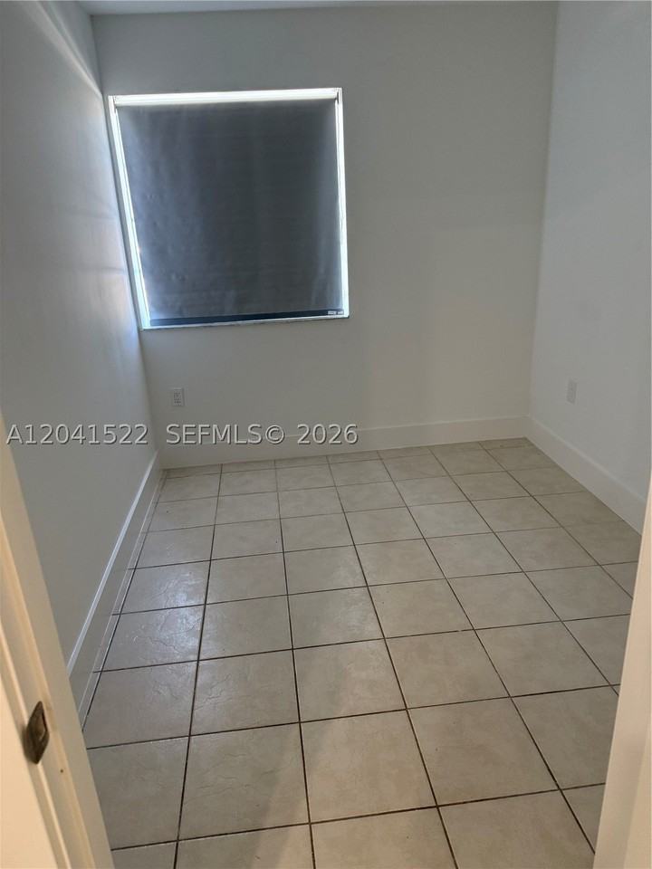 18602 Sw 100th Ave #18602 - Photo 3 of 19