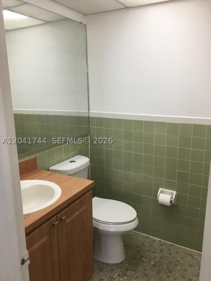 6930 Nw 186th St #1-209 - Photo 4 of 13