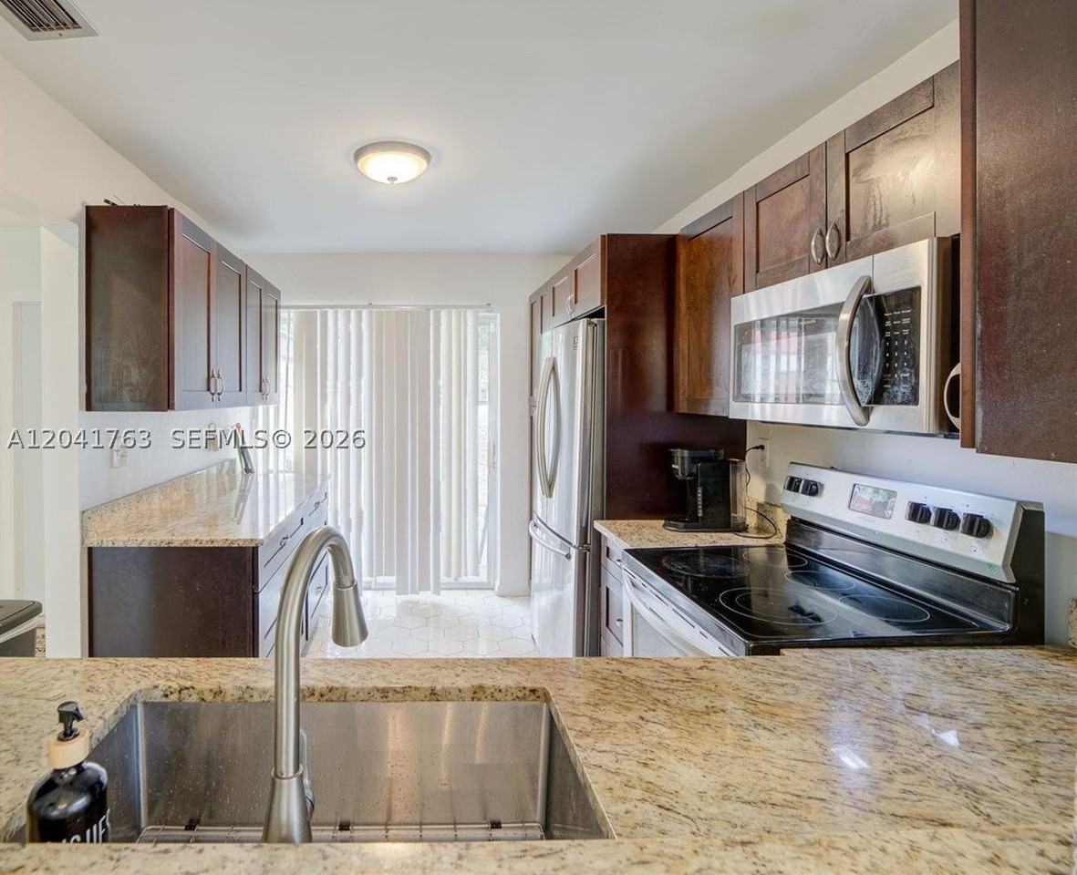 6553 Nw 99th Ave #A20 - Photo 6 of 43