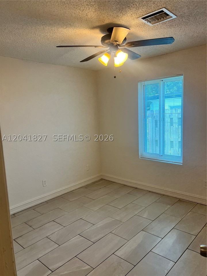 2300 Sw 44th St #2310 - Photo 5 of 10