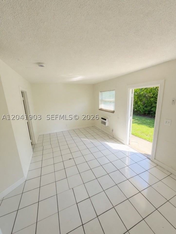262 Sw 23rd St #1-5 - Photo 2 of 6