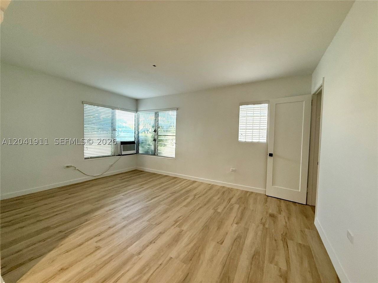 641 10th St #2 - Photo 2 of 12