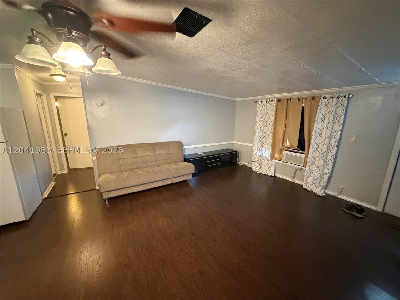 20606 Nw 55th Ct #B - Photo 6 of 26
