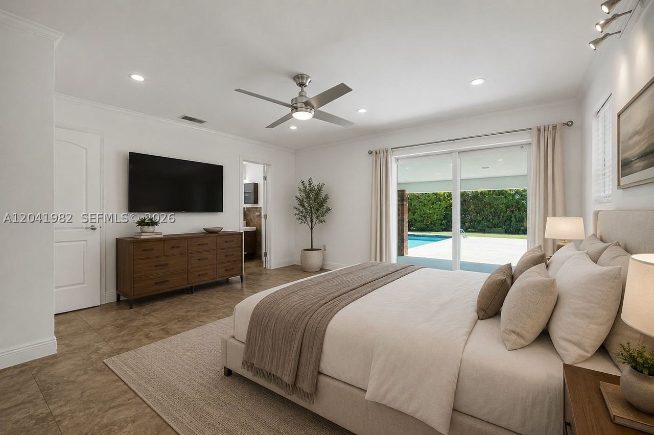 7700 Sw 139th Ter - Photo 7 of 36