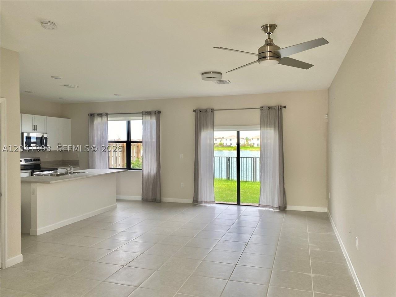 10265 Sw 231st Ln - Photo 2 of 12