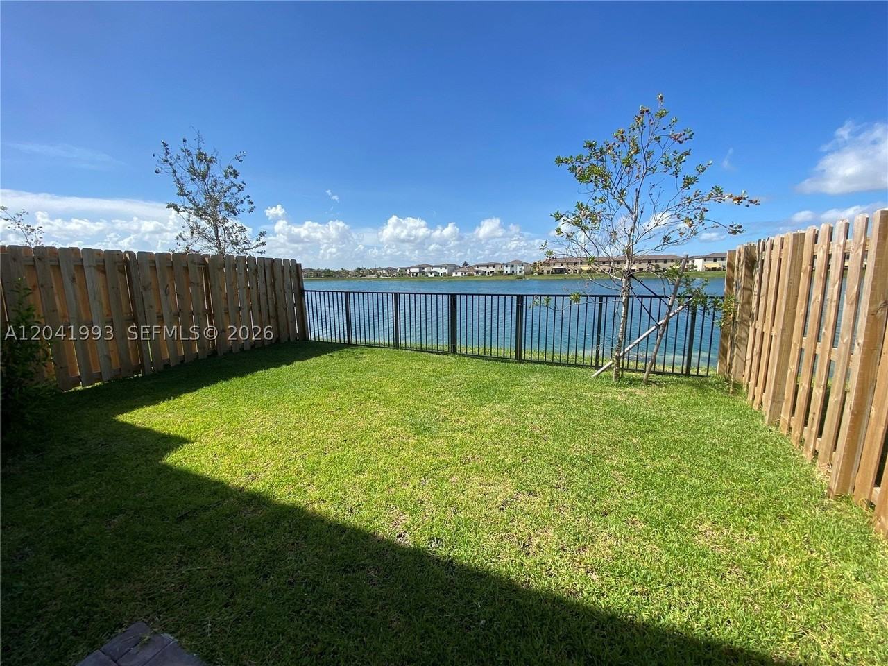 10265 Sw 231st Ln - Photo 5 of 12