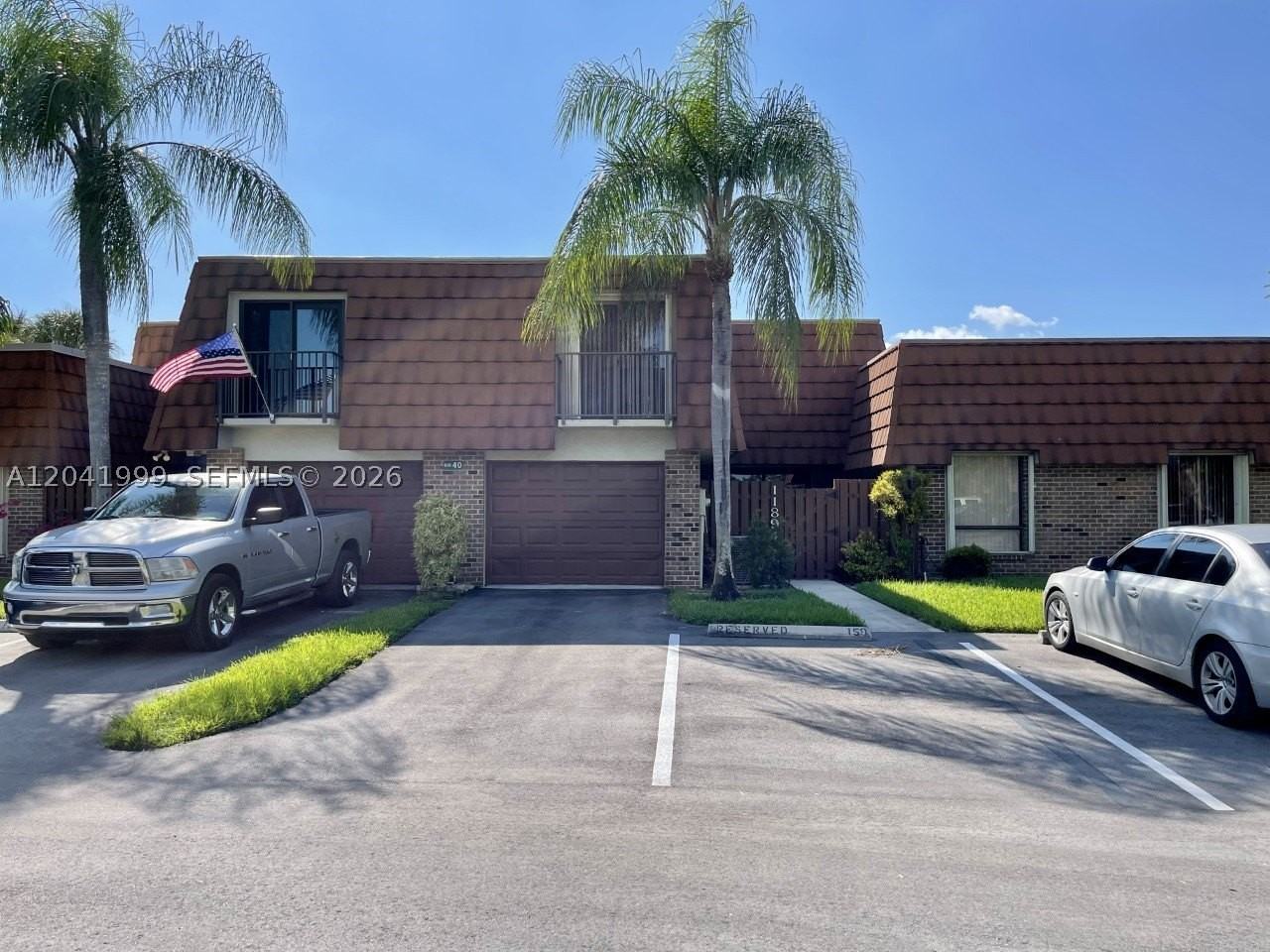11894 Sw 12th Pl #11894 - Photo 2 of 36