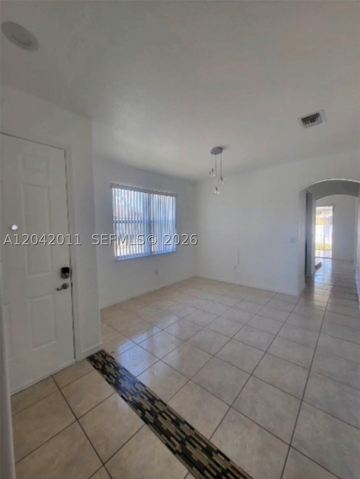 23752 Sw 110th Ave - Photo 3 of 13