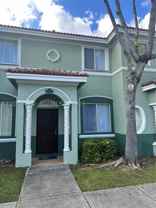 2704 Se 15th Pl - Photo 1 of 1