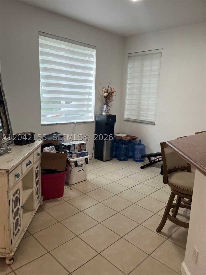 5347 Sw 40th Ave #5347 - Photo 6 of 27