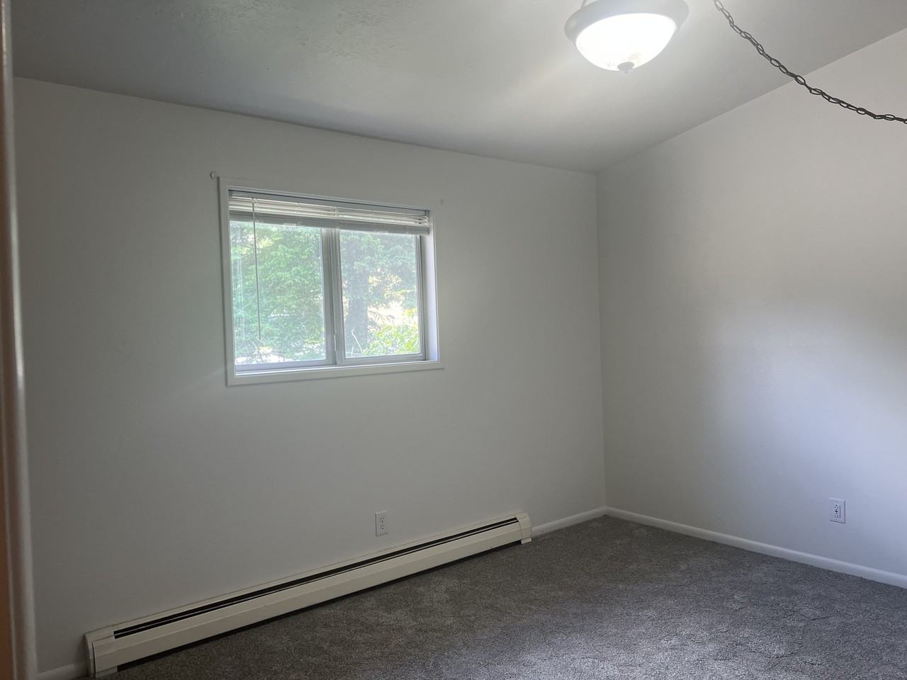 8 Columbine Rd #1 - Photo 6 of 10