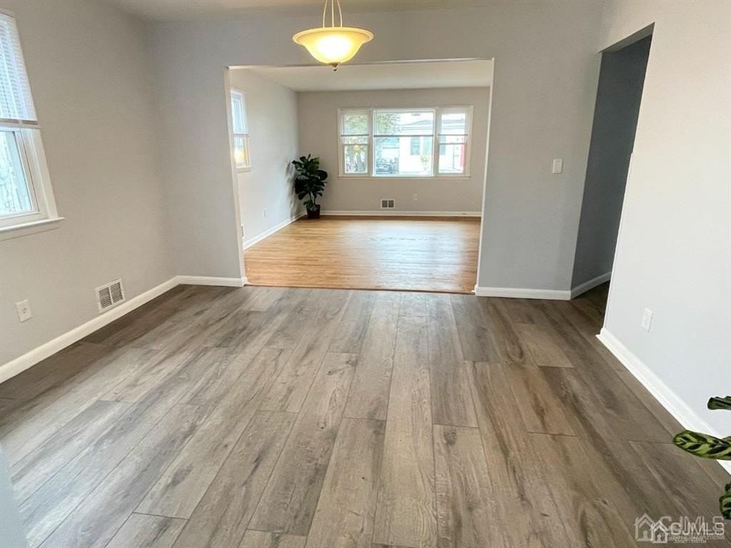 34 Cedar Ave - Photo 2 of 26