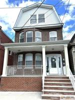 featured image of 586 Jacques St