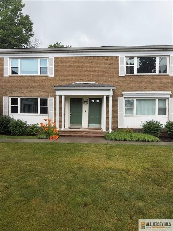 37 Judson St #10A
