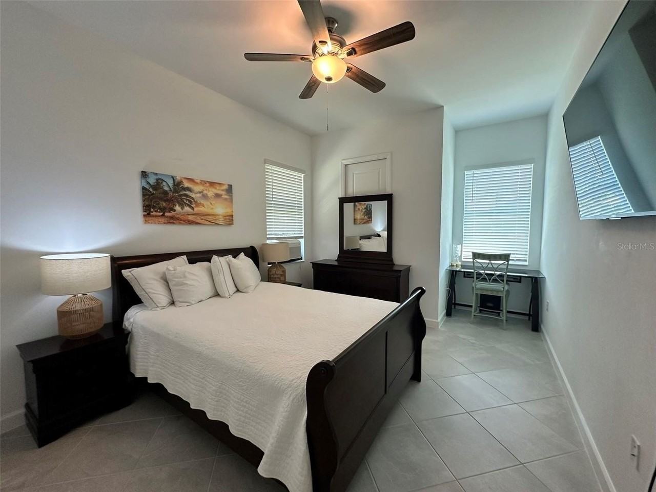 13372 Journal Ln - Photo 2 of 5