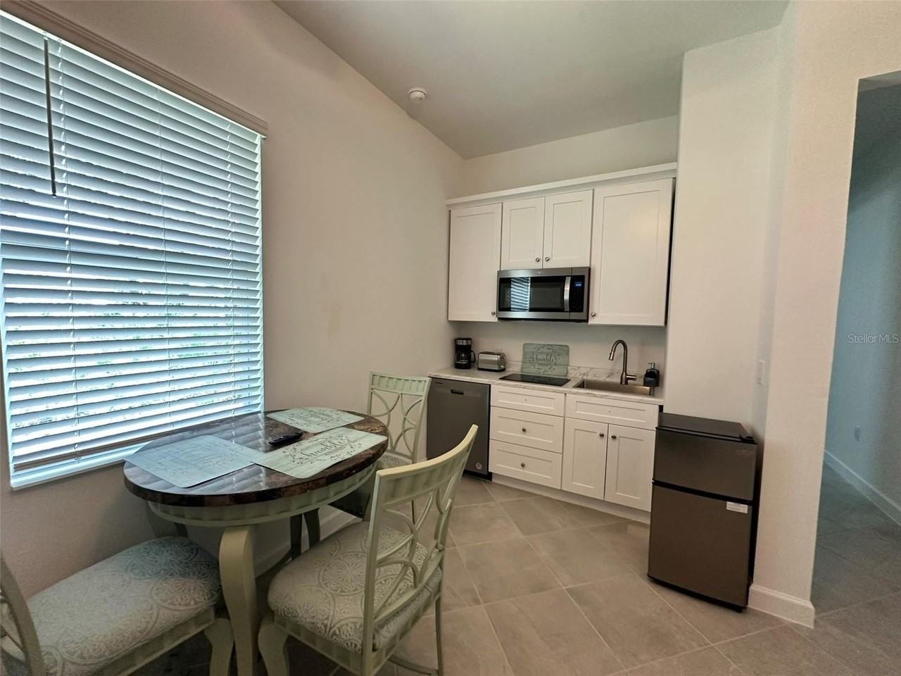 13372 Journal Ln - Photo 3 of 5