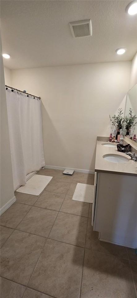 1136 Belfast Pl - Photo 5 of 13