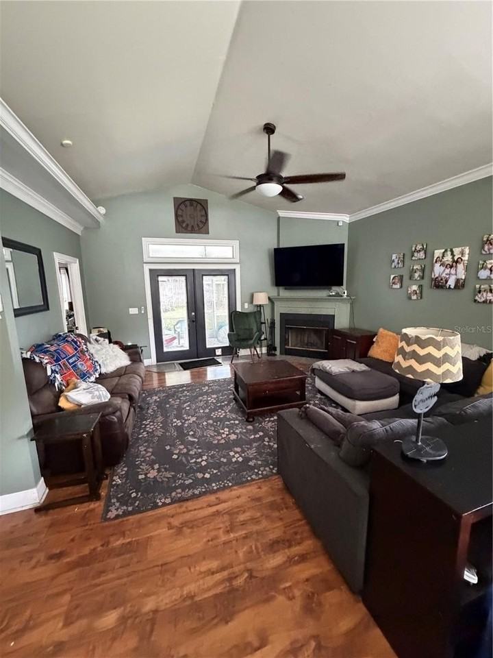 11516 Nw 16th Pl - Photo 5 of 7