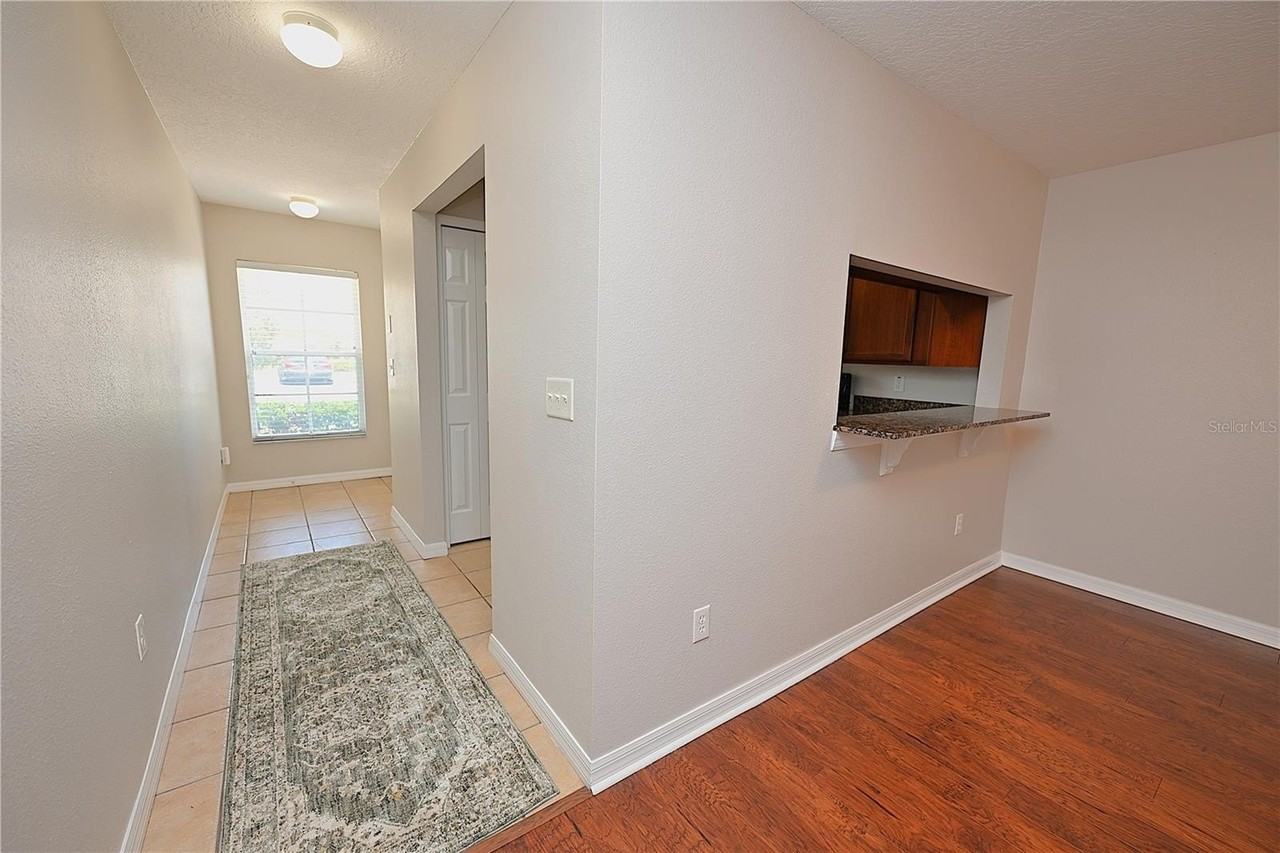 5360 River Rock Rd - Photo 3 of 39
