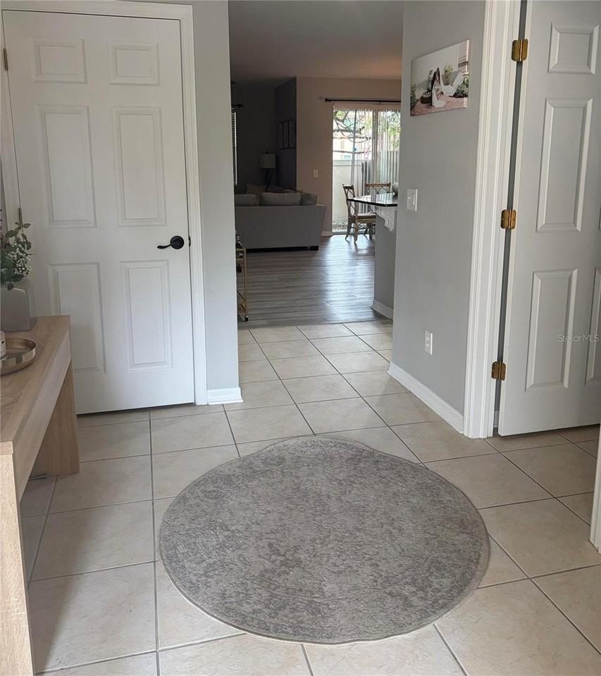 4056 Alan Dr - Photo 5 of 19