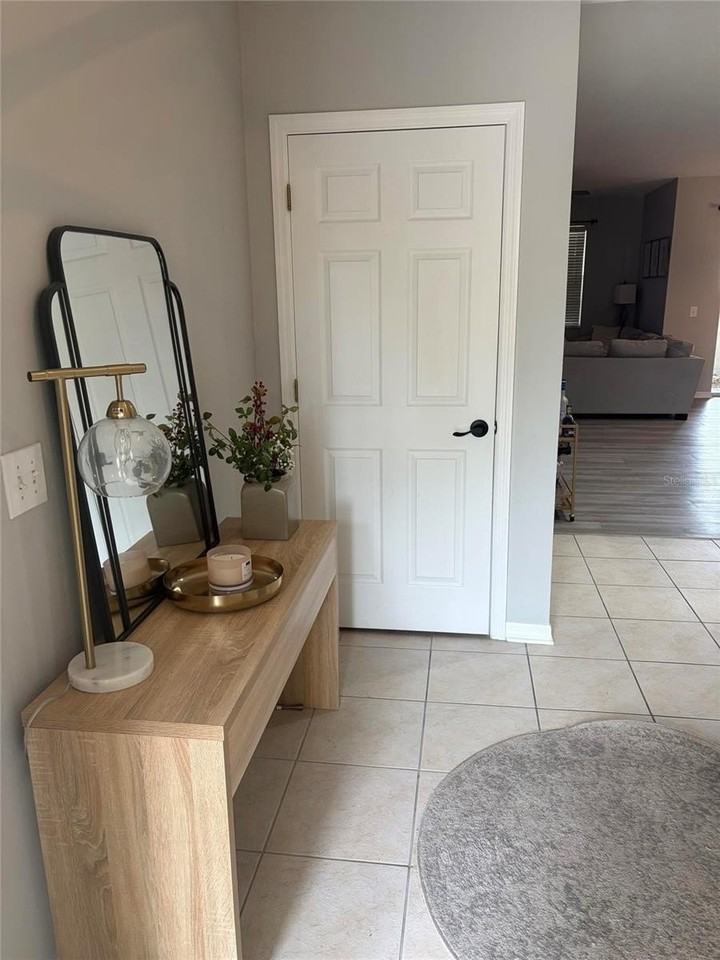 4056 Alan Dr - Photo 6 of 19