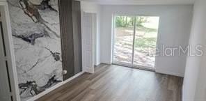 1152 Ne 9th St - Photo 4 of 14