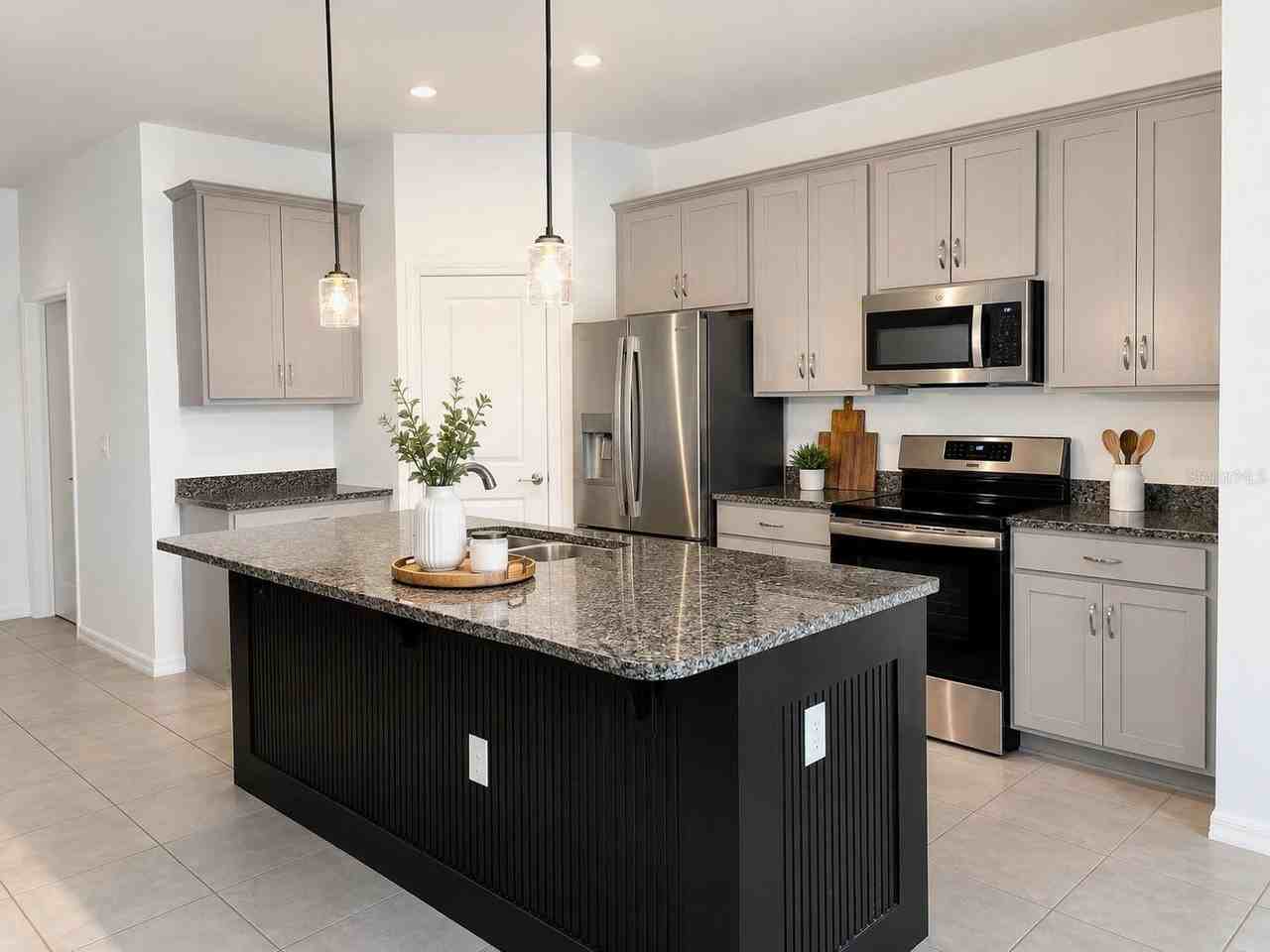 1051 Patriot Loop - Photo 6 of 13