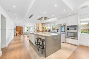featured image of 465 Ne 112th St