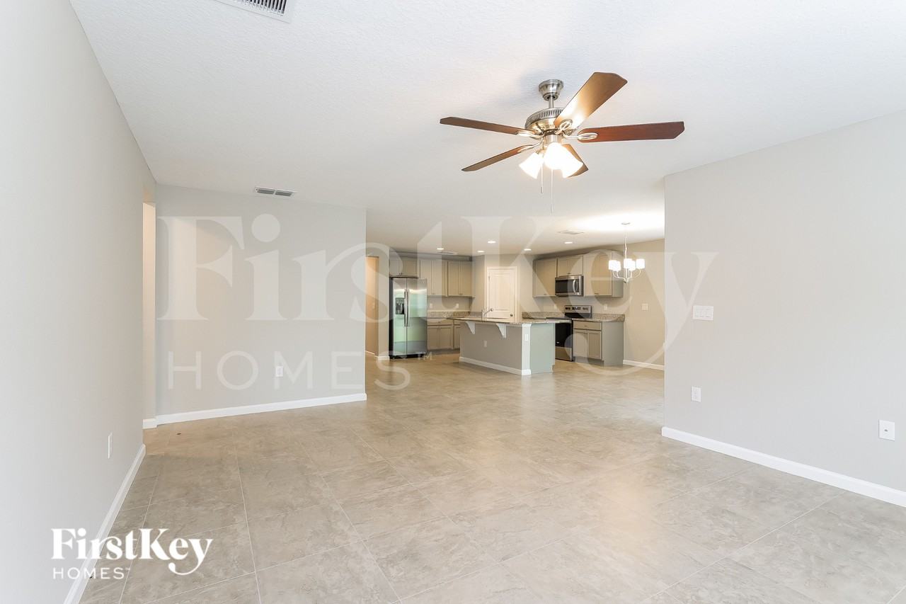 192 Southern Breeze Loop - Photo 3 of 16
