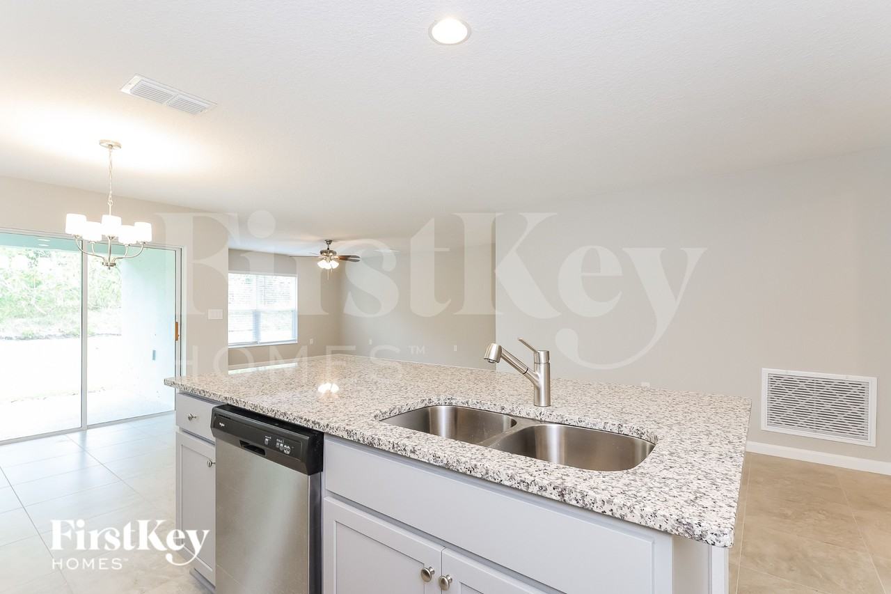 192 Southern Breeze Loop - Photo 4 of 16