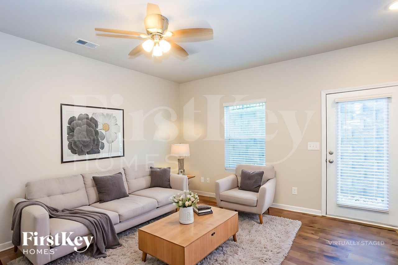 10724 Rivergate Dr Nw - Photo 4 of 19