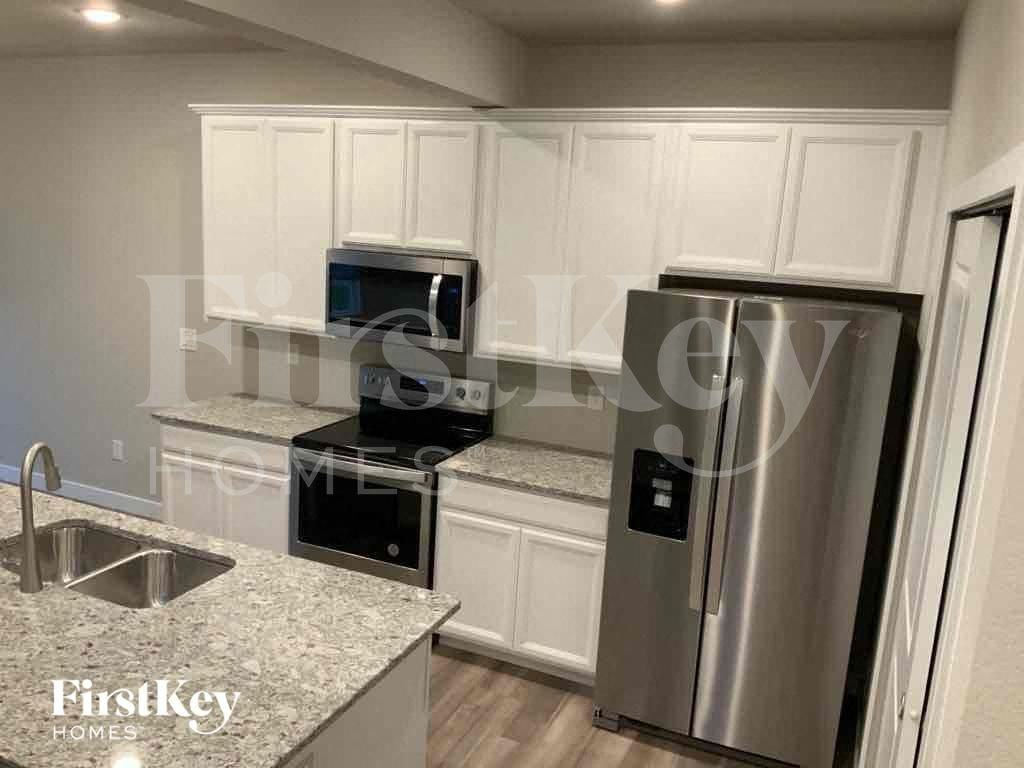 11123 Murrelet Dr - Photo 6 of 15