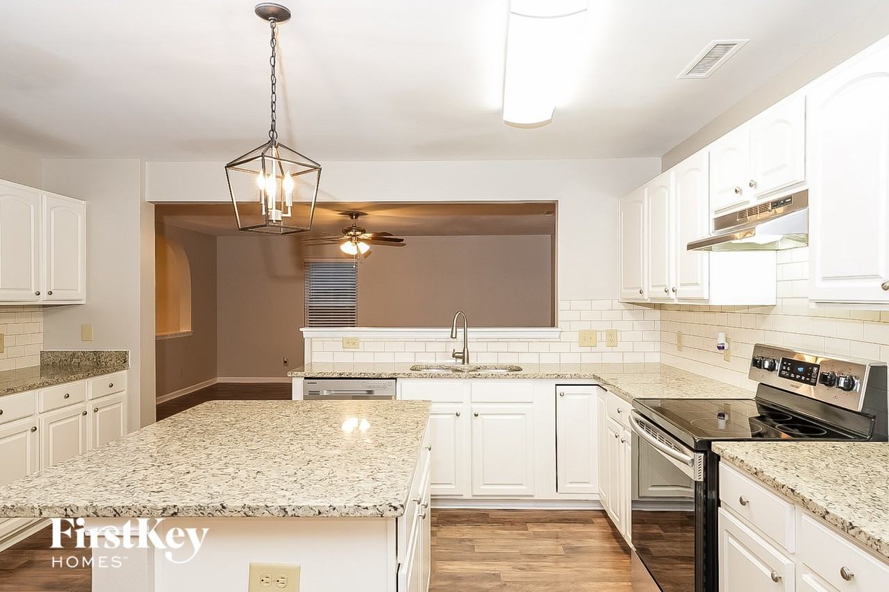 1323 Perga Ct - Photo 7 of 15