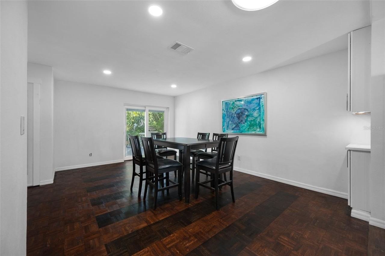 1764 Linwood Cir - Photo 7 of 50