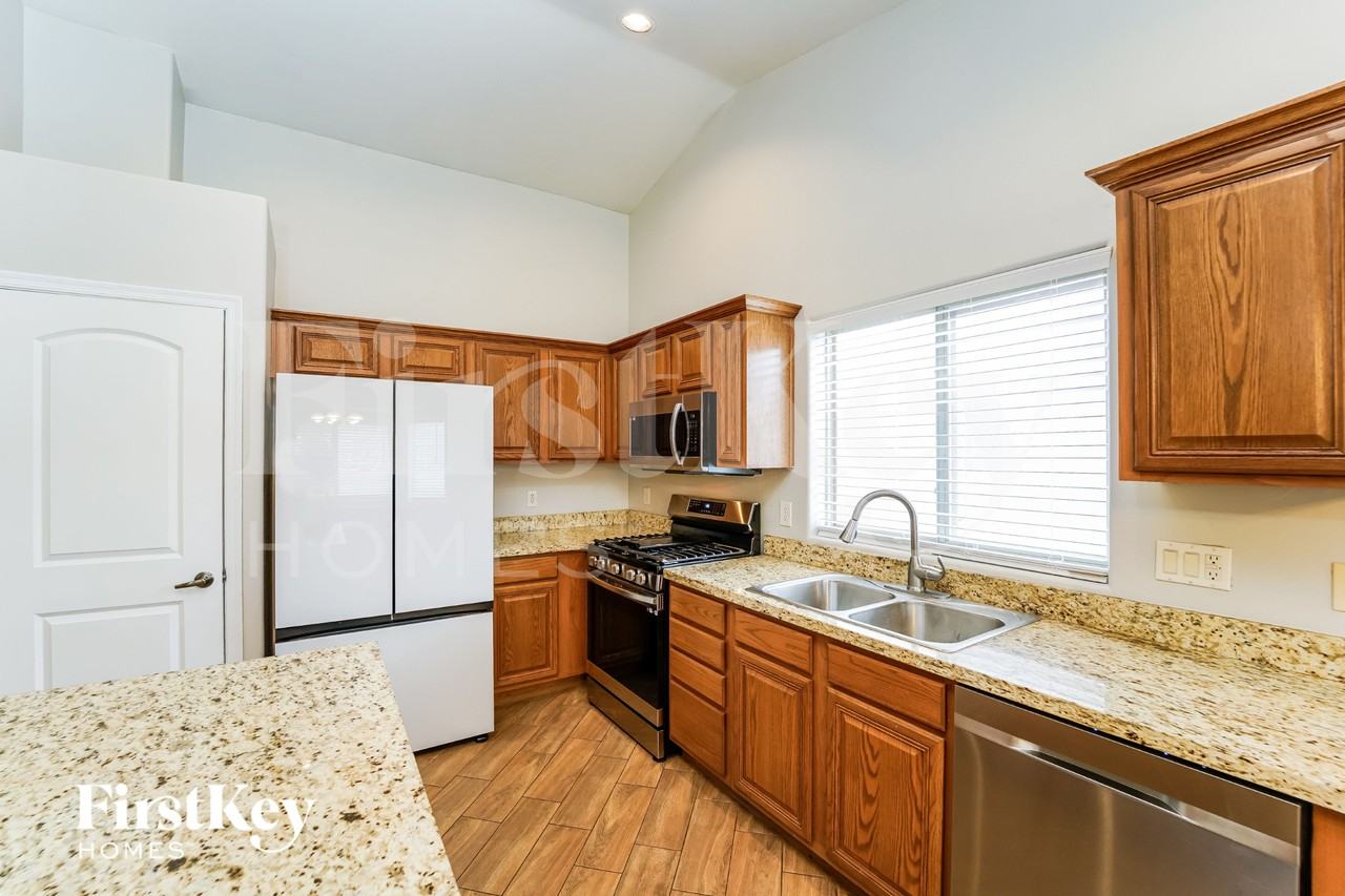 10180 E Corte Madera Fina - Photo 5 of 15