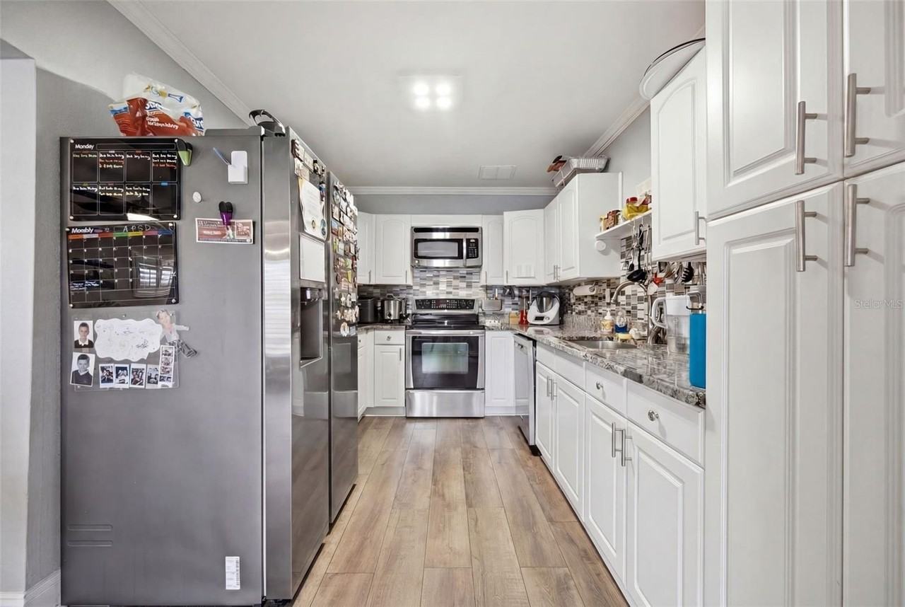 4101 W Neptune St - Photo 7 of 33