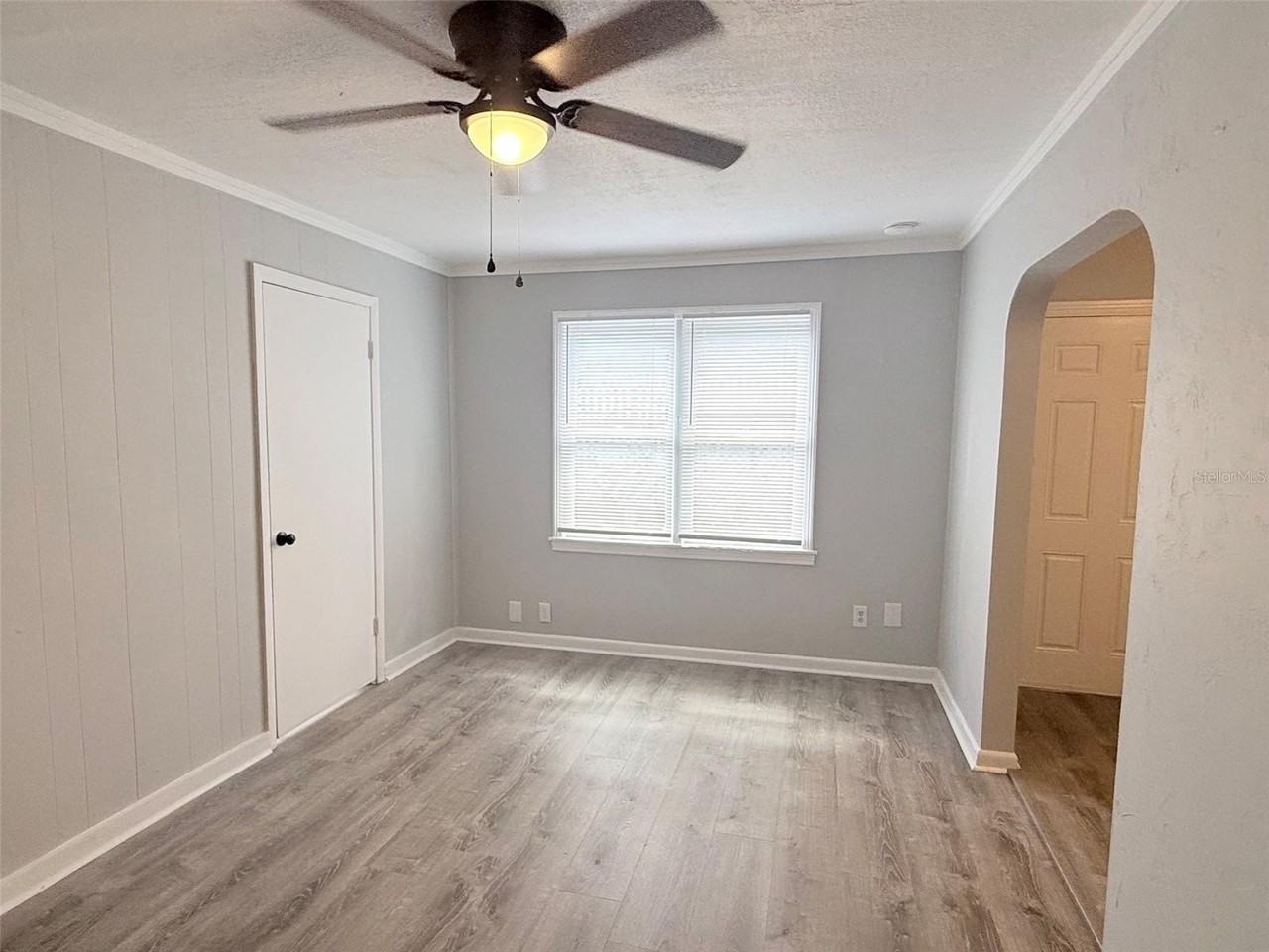 776 27th Ave N - Photo 2 of 18
